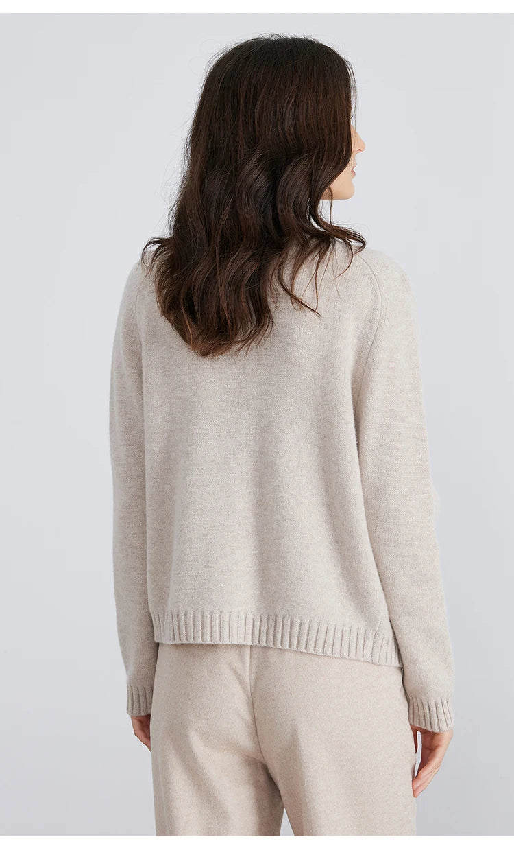 100% Merino Wool Long-Sleeved Knitted Cardigan