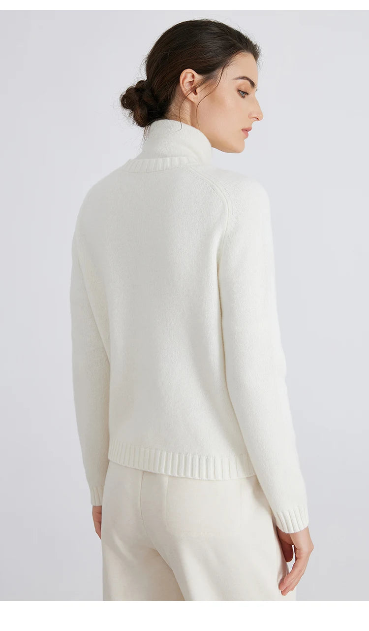 100% Merino Wool Long-Sleeved Knitted Cardigan
