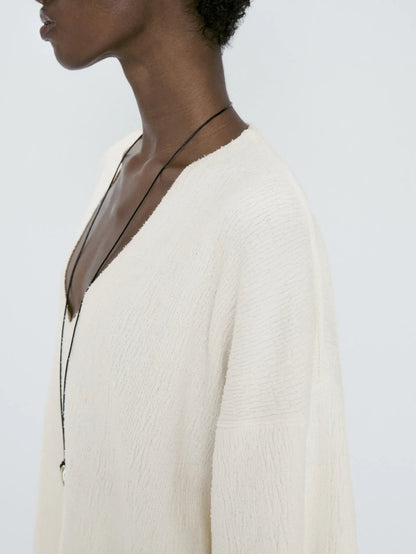 V-neck casual long-sleeved sweater