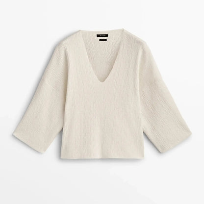 V-neck casual long-sleeved sweater